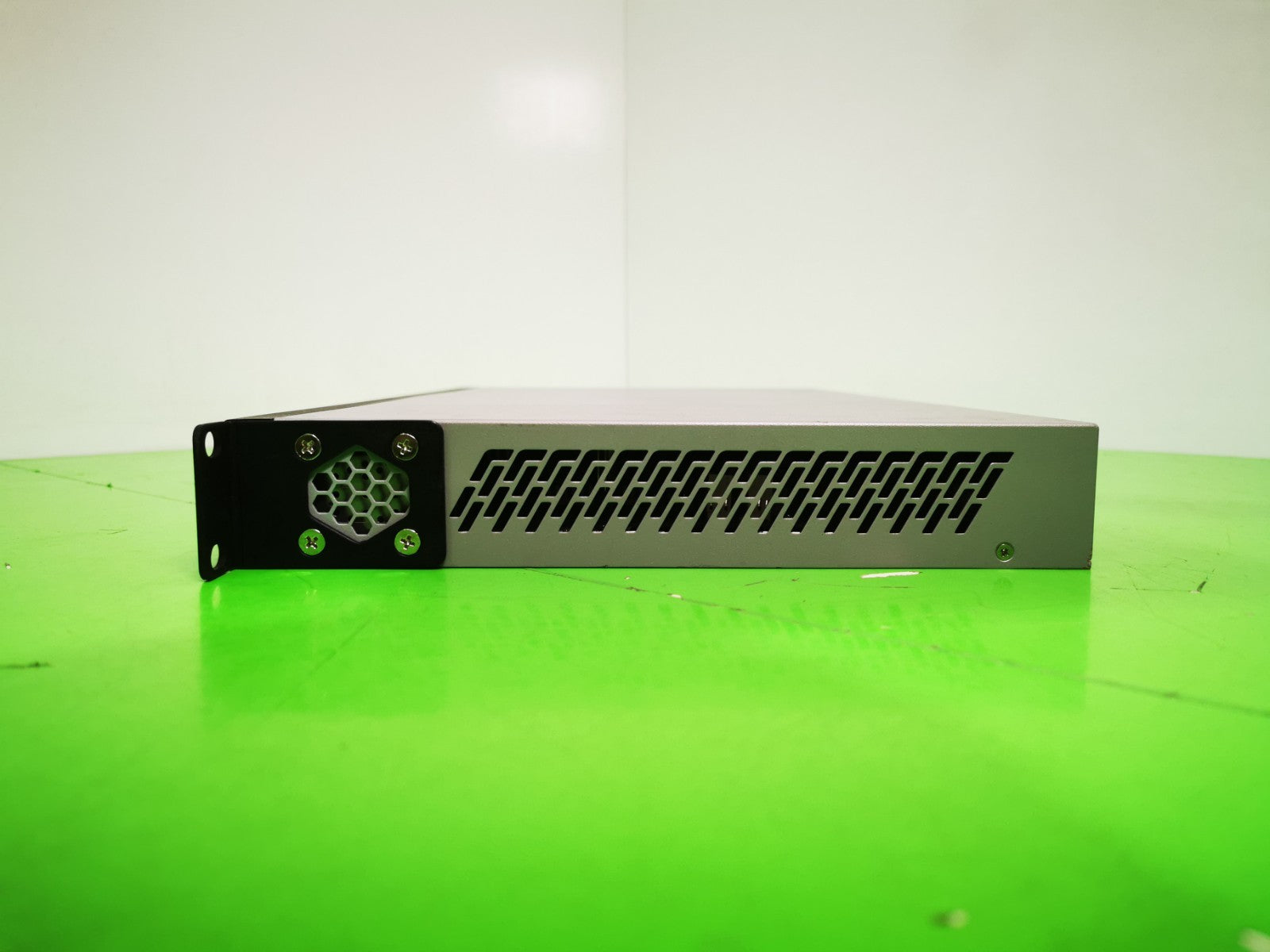 Cisco SG350-28P 28 Port PoE Switch - Rack Mount Ears Included