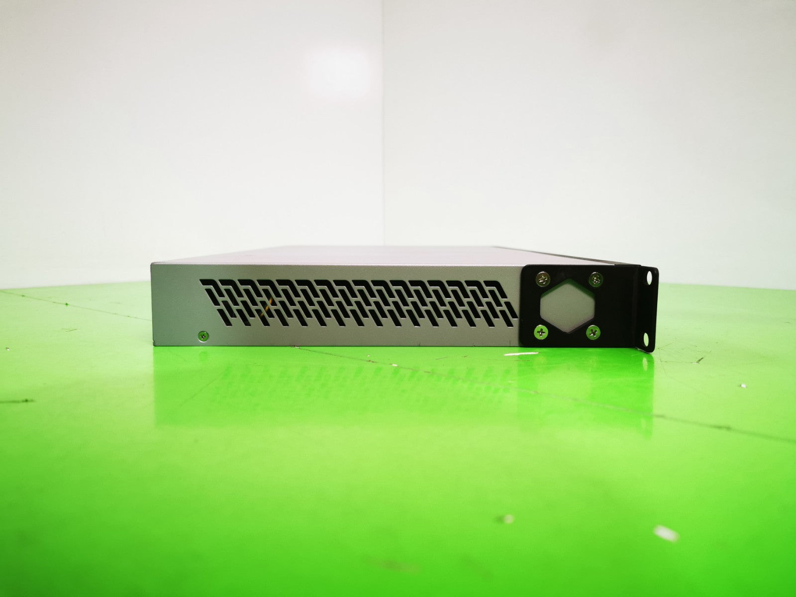 Cisco SG350-28P 28 Port PoE Switch - Rack Mount Ears Included