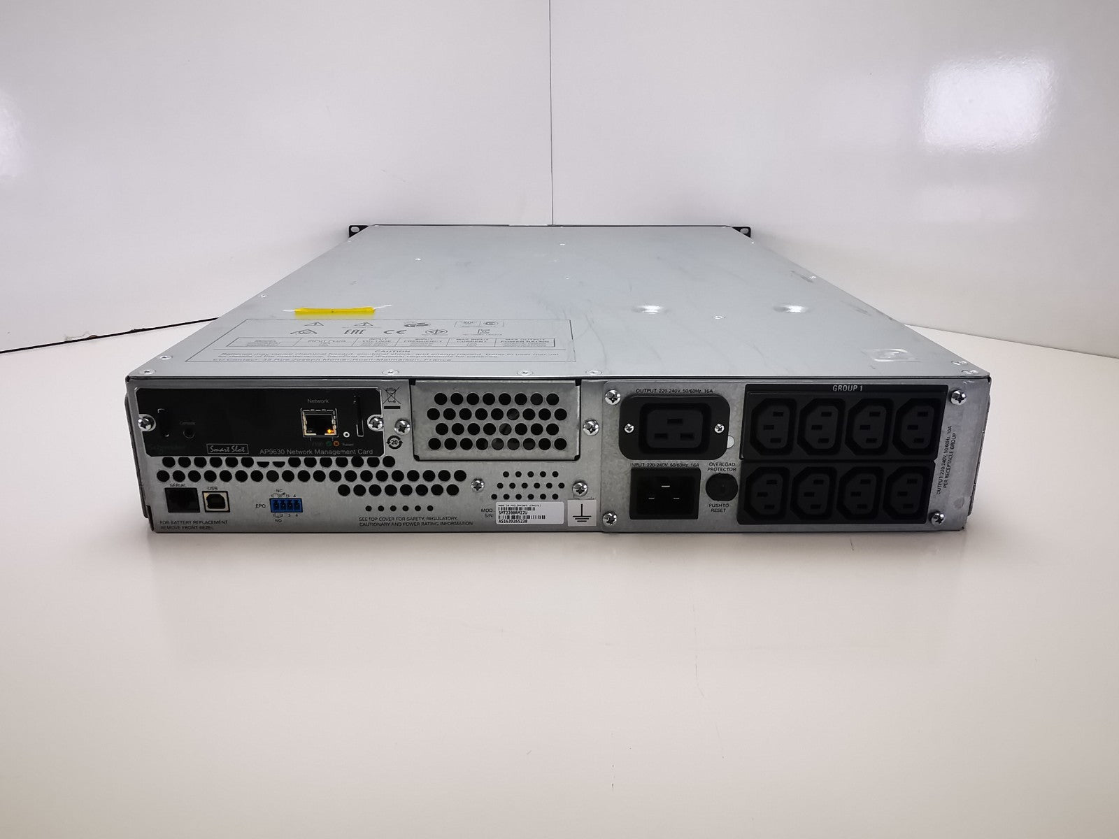 APC SMT2200RMI2U Rackmounted UPS - Batteries Included