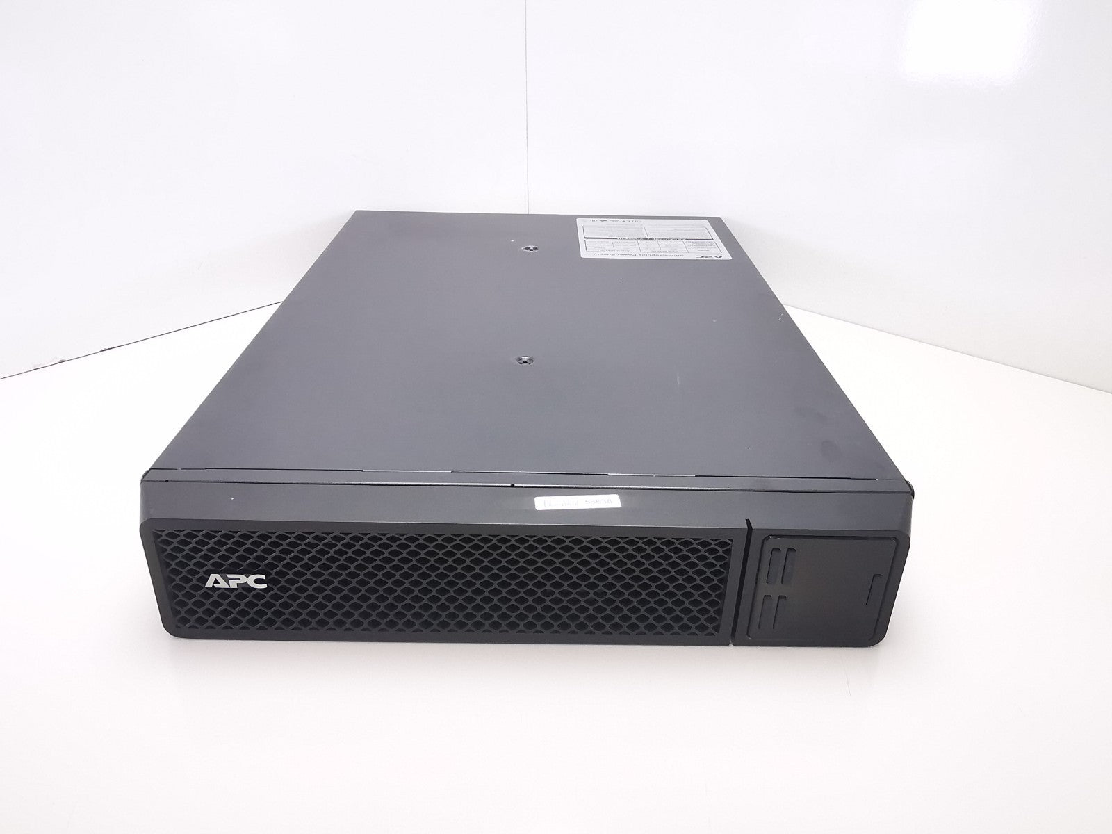 APC SRT3000XLI Rack Mounted UPS - No Batteries/Rack Mounts Included