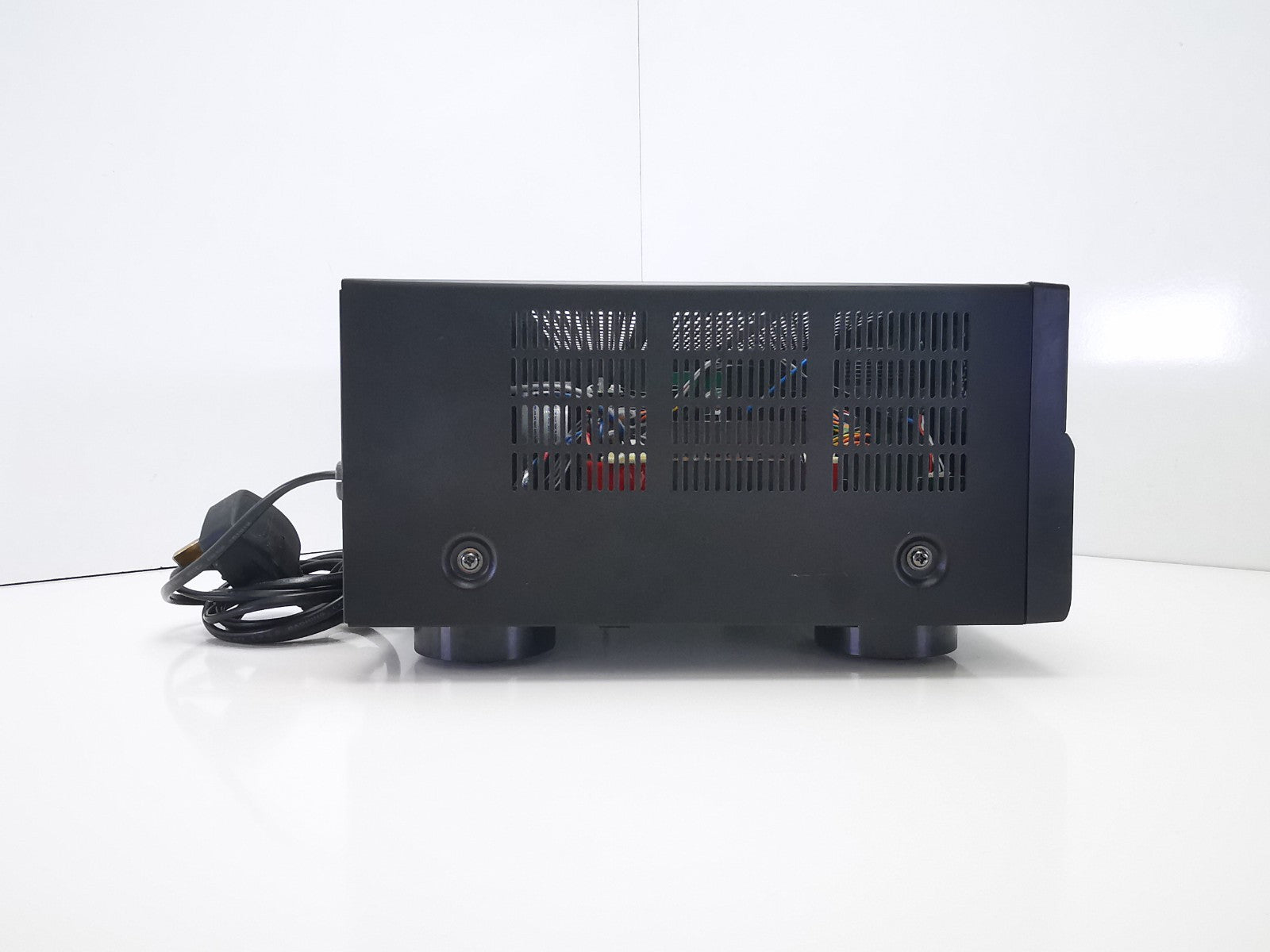 Yamaha RX-V373 Amplifier - READ DESCRIPTION