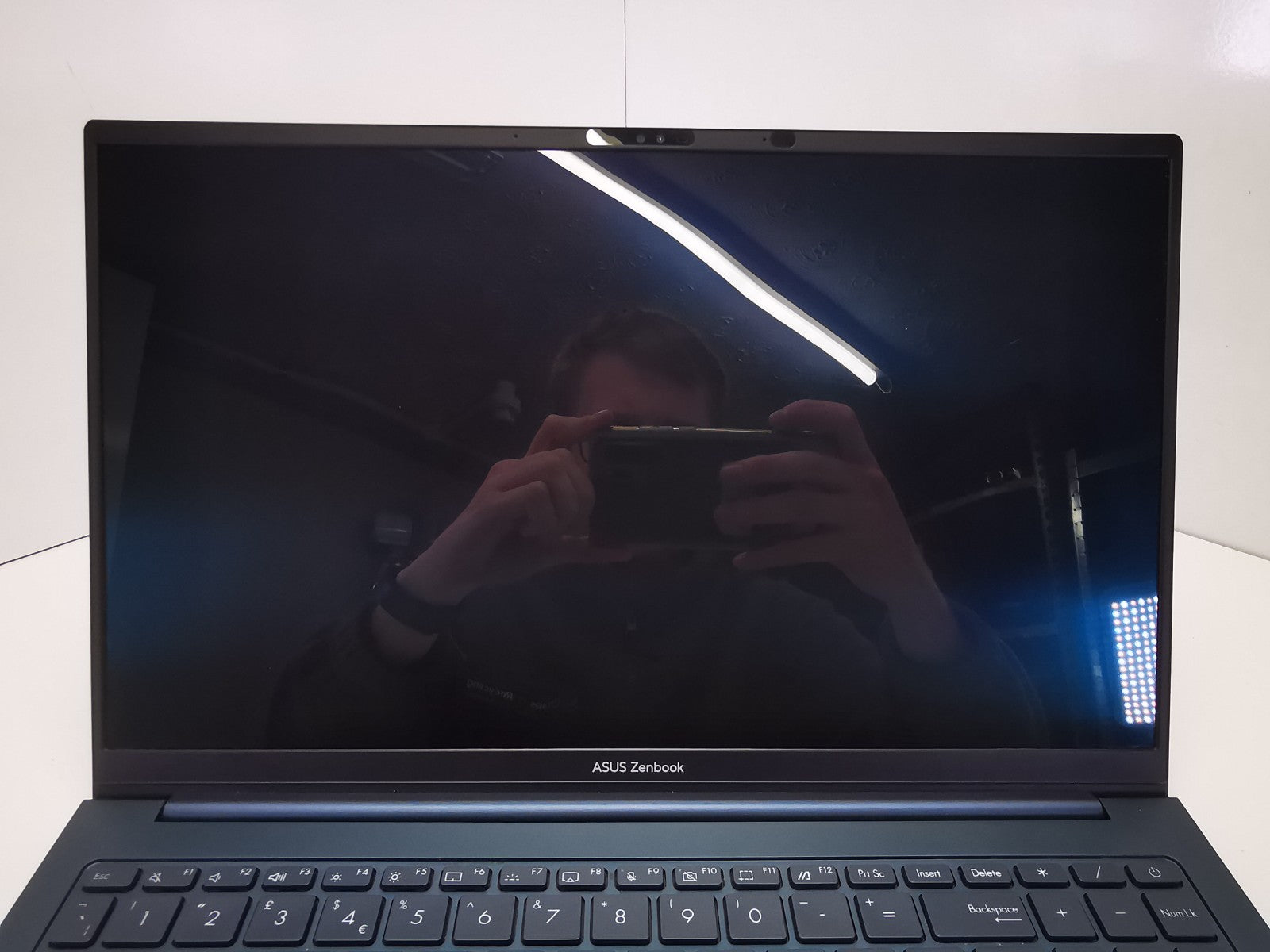 Asus Zenbook 15 15.6" Laptop - Ryzen 7 / 16GB RAM / 500GB NVMe / Windows 11 Pro